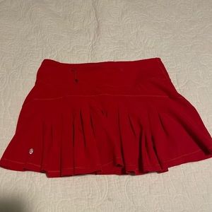 Lululemon tennis skirt size 2 red EUC